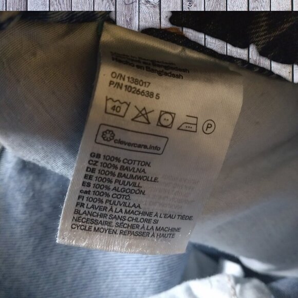 H&M Divided Women's Size 2 Denim Casual Jeans Acid Wash? High Waisted - Picture 7 of 7